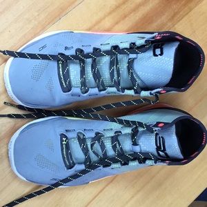 Men’s Under Armour Basketball shoes - Size 11